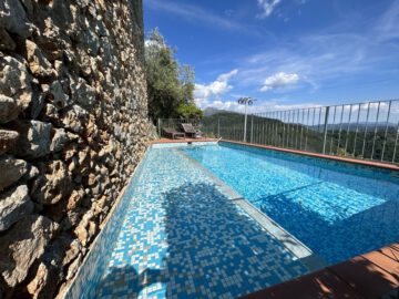 Toskana! Anwesen in exponierter Lage mit Weitblick zum Meer! Pool! Privatsphäre! Nur 9km zum Strand!, 55045 Pietrasanta (Italien), Einfamilienhaus